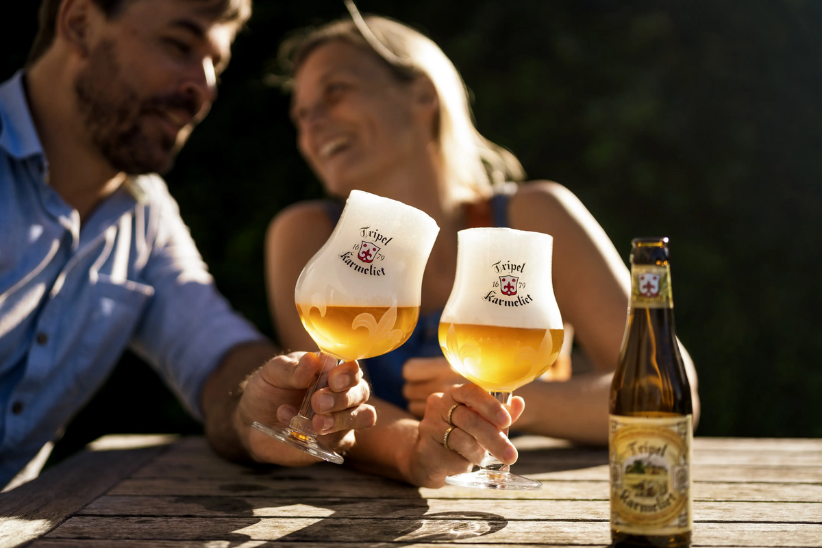 Genießen Sie Tripel Karmeliet zu Hause und auf der Terrasse