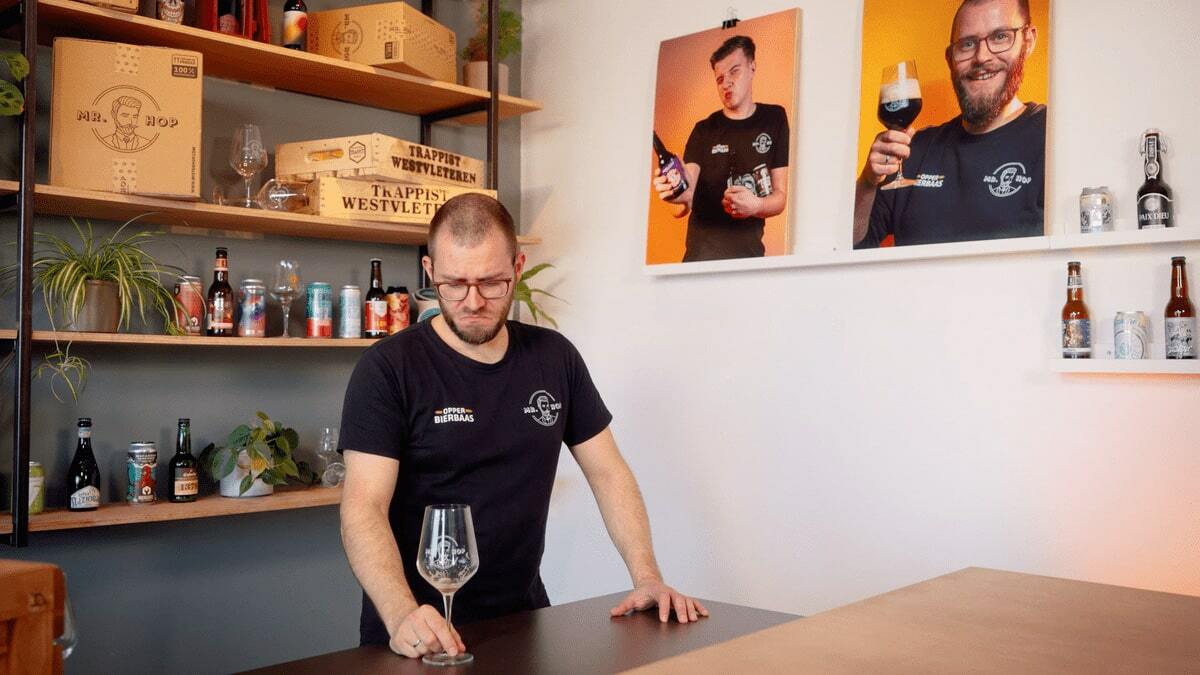 Ein leeres Glas kann dich emotional machen